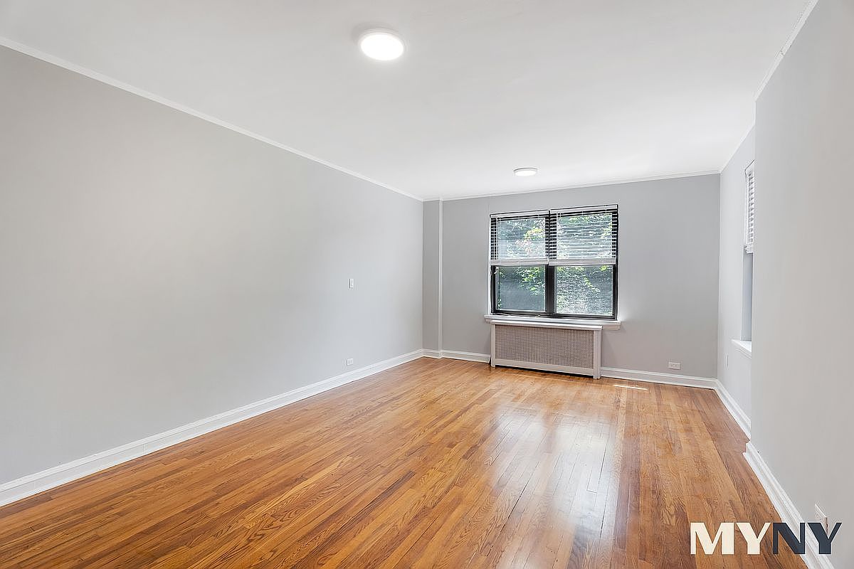 76-12 Ditmars Blvd #B-3 East Elmhurst, NY 11370 - Thumbnail 3