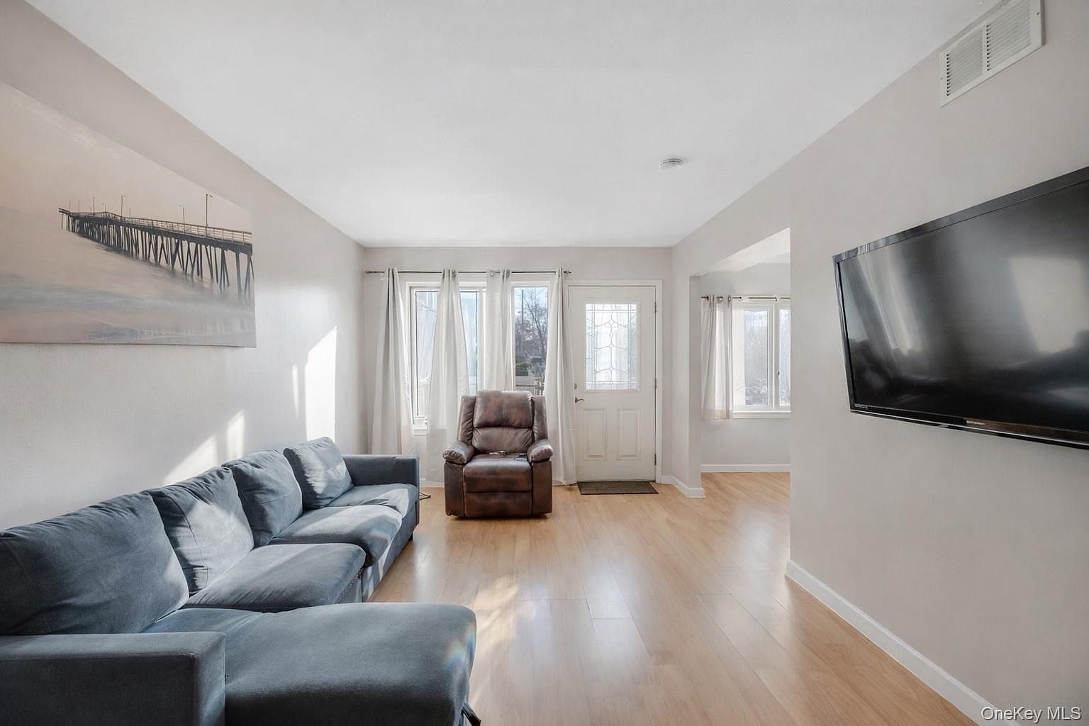 327A Mersereau Ave Staten Island, NY 10303 - Thumbnail 3
