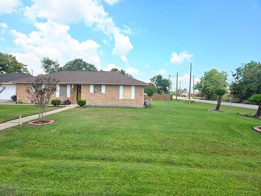 5000 Brockleigh St La Marque, TX 77568 - Thumbnail 3