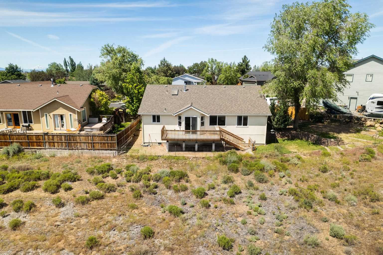 3347 NE Manchester Ct, Bend, OR, USA, 97701 - Thumbnail 4