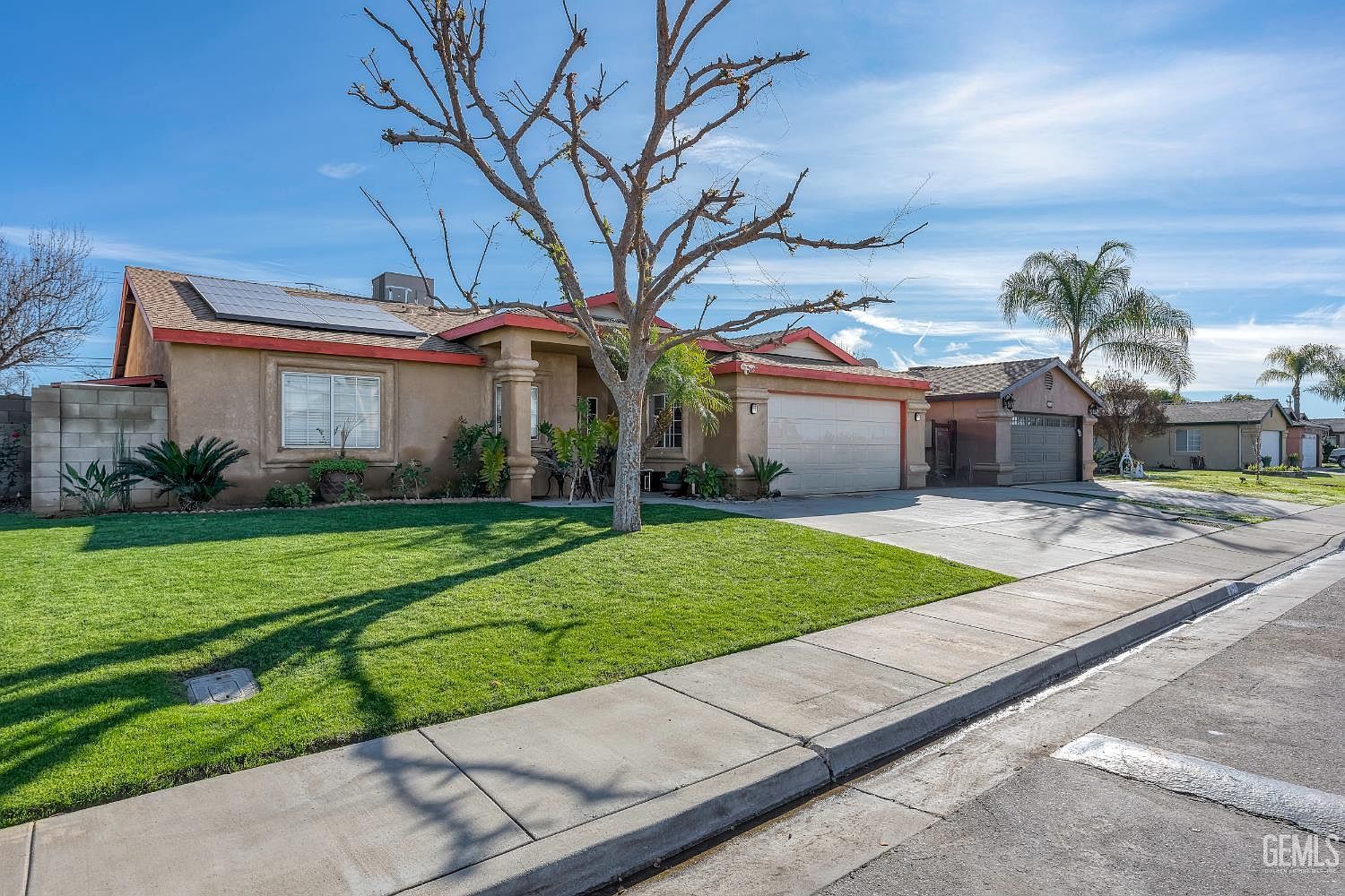 623 Broken Arrow Ave Bakersfield, CA 93307 - Thumbnail 3