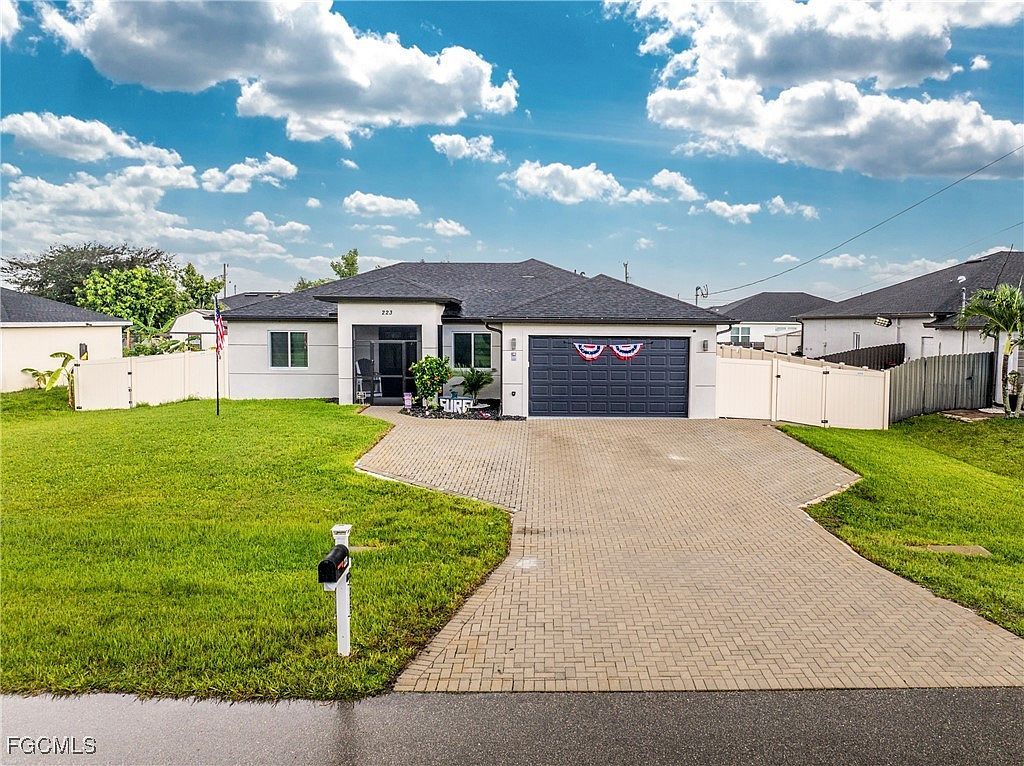 223 NW 4th Pl Cape Coral, FL 33993 - Thumbnail 3