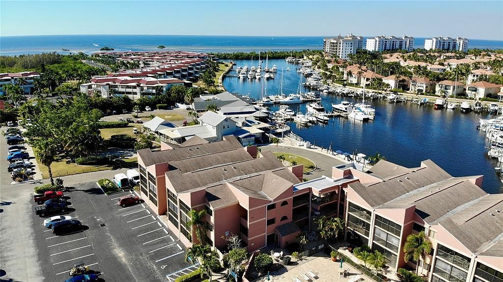 3170 Matecumbe Key Rd APT 115 Punta Gorda, FL 33955 - Thumbnail 3