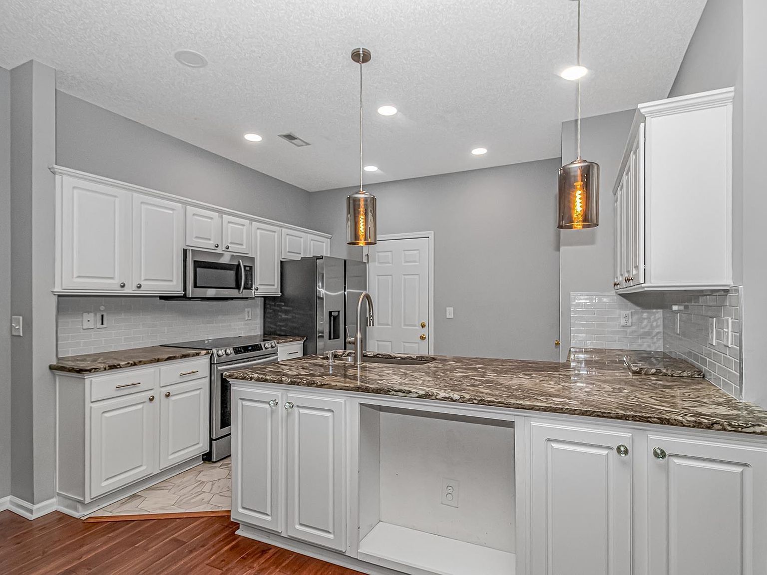 4358 River Gate Ln UNIT B Little River, SC 29566 - Thumbnail 3