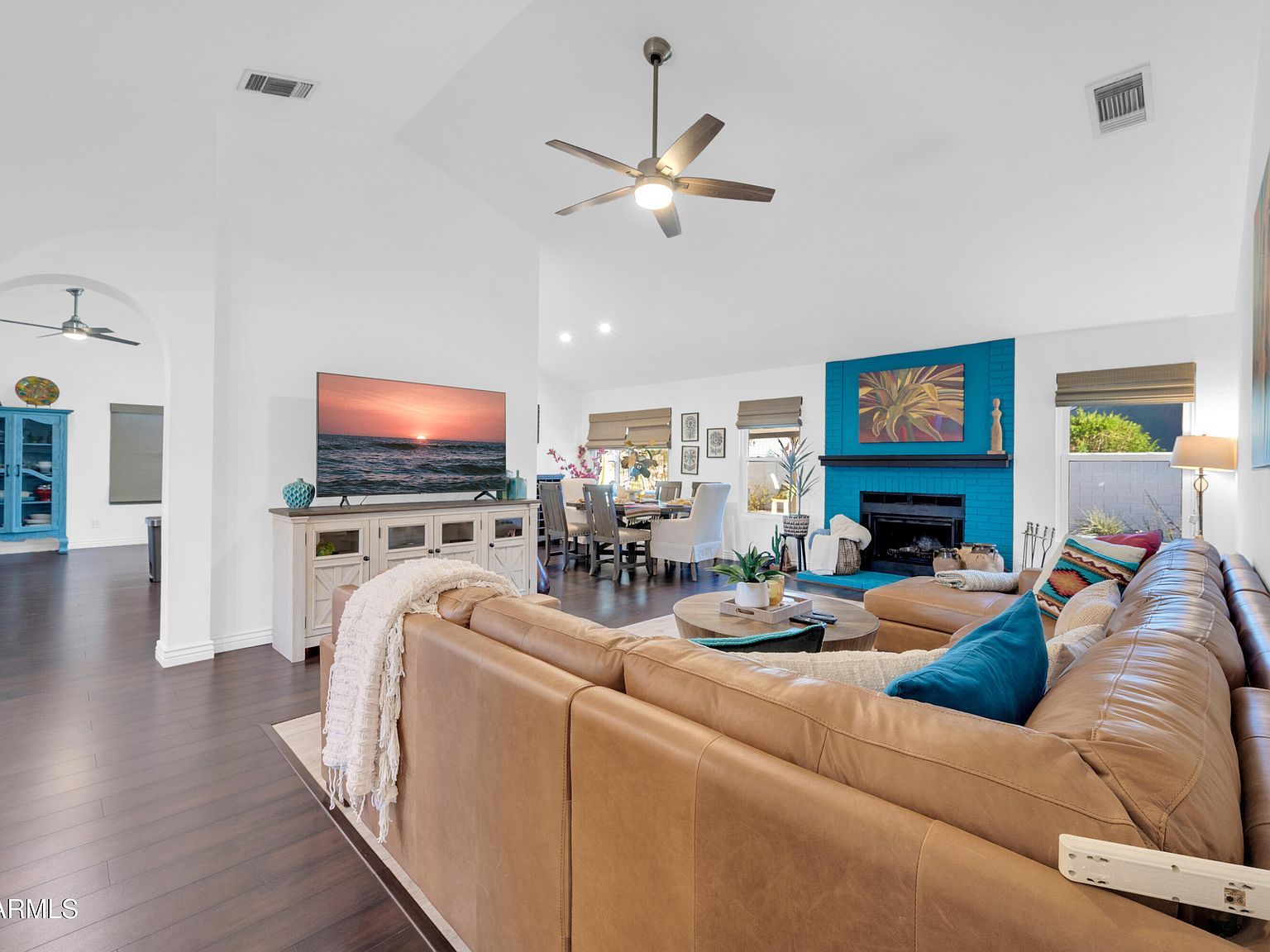 4501 E Pearce Rd Phoenix, AZ 85044 - Thumbnail 3