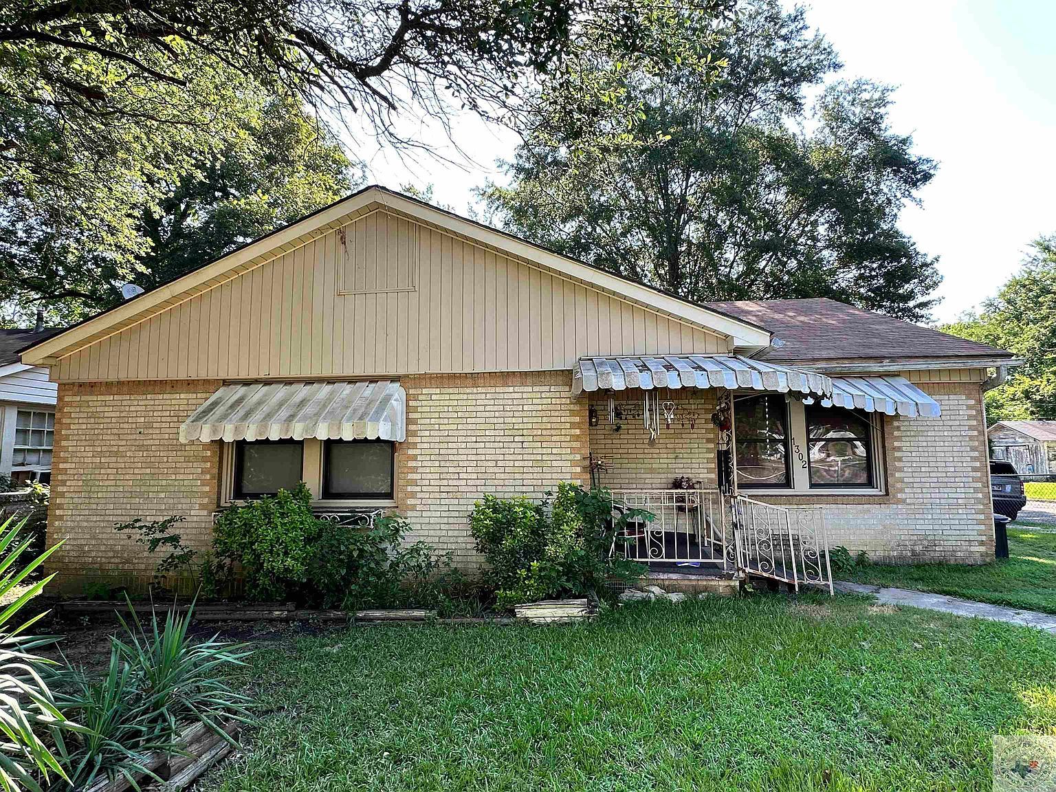 1302 Hickory St Texarkana, AR 71854 - Thumbnail 3