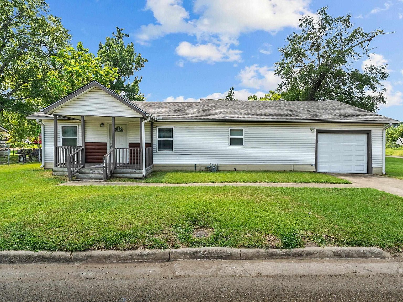 1820 E 24th St Texarkana, AR 71854 - Thumbnail 3