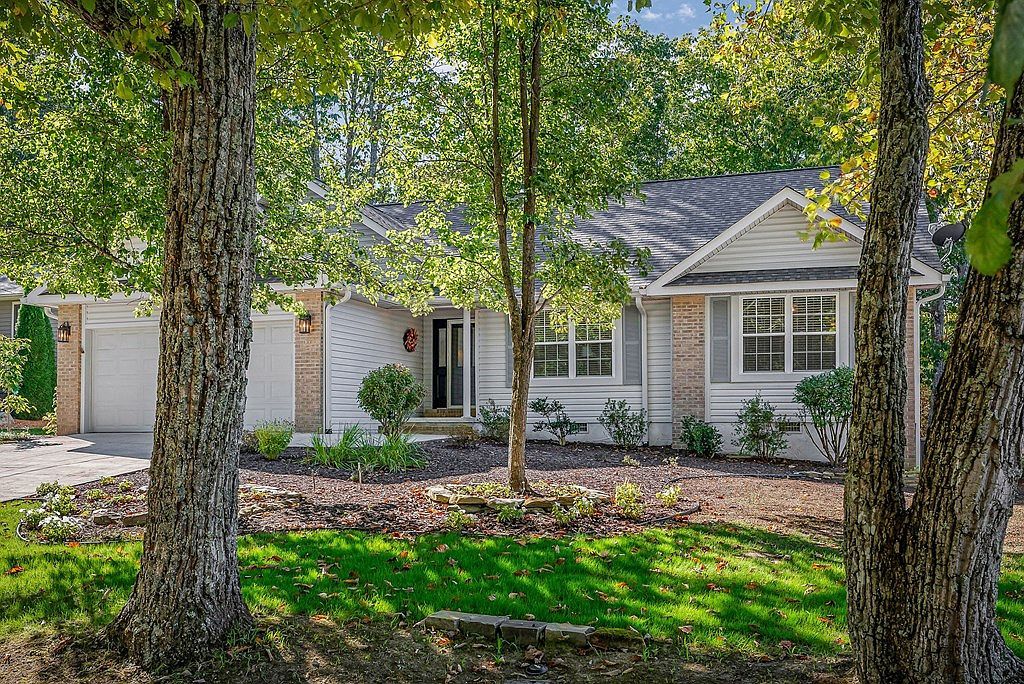 143 Lakeside Dr Fairfield Glade, TN 38558 - Thumbnail 3