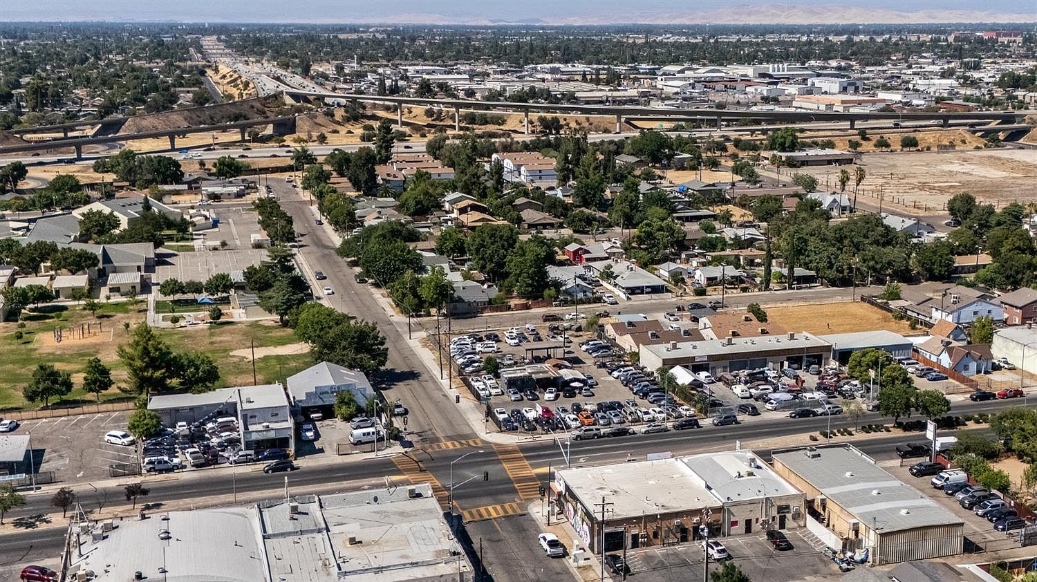 4505 E Belmont Ave Fresno, CA 93702 - Thumbnail 3