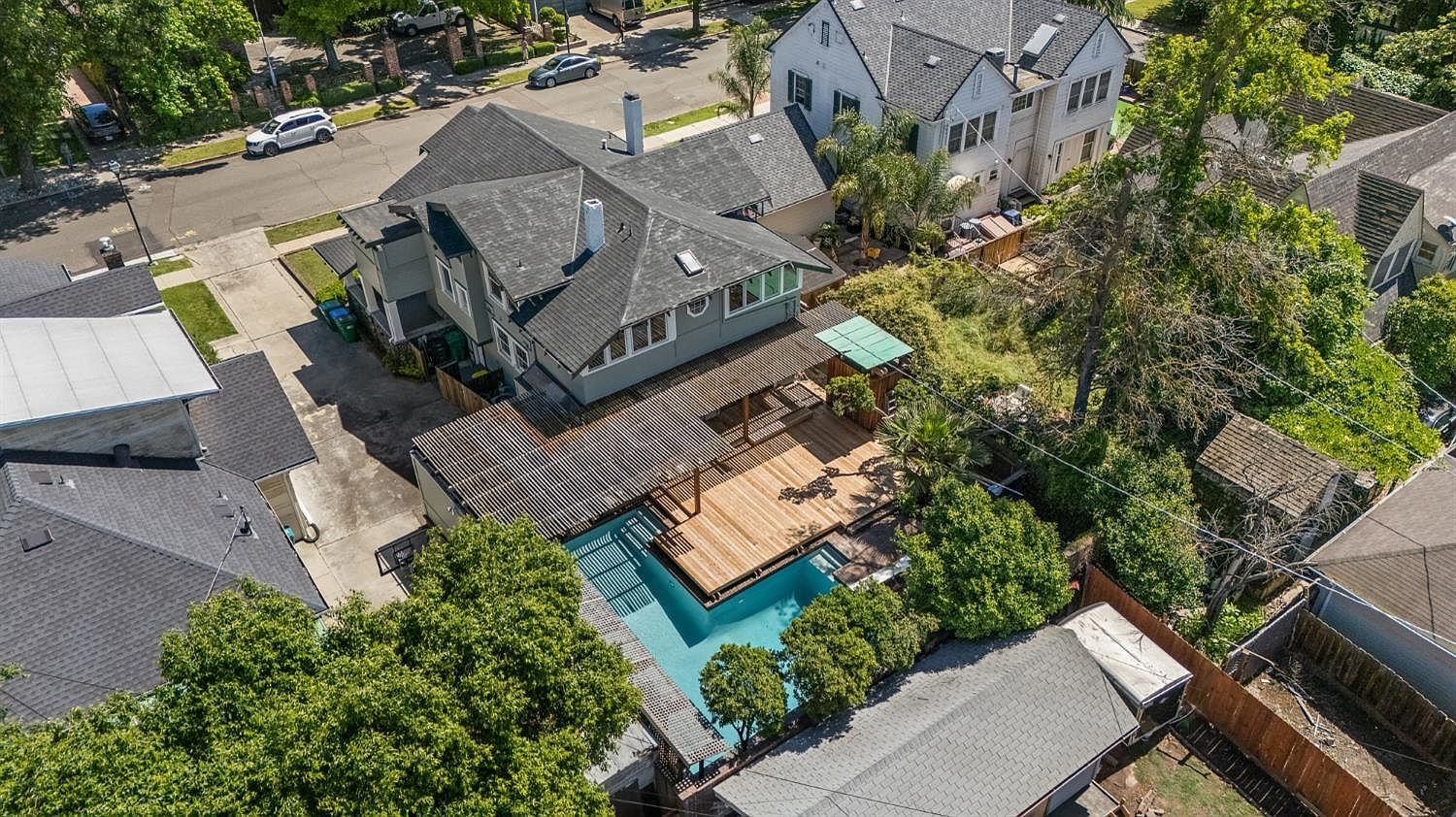 1735 N Hunter St Stockton, CA 95204 - Thumbnail 3