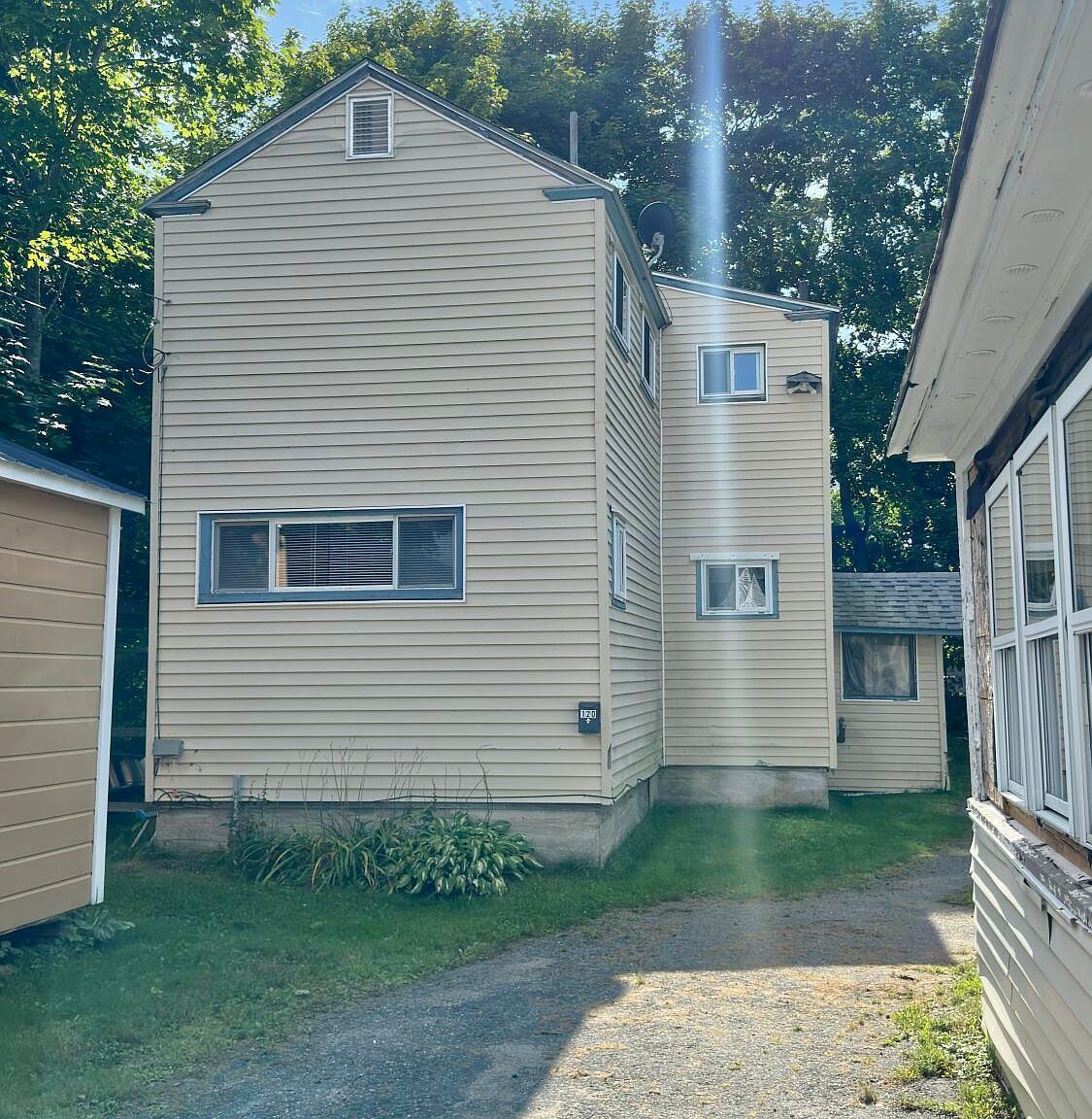 120 Knox St Millinocket, ME 04462 - Thumbnail 3