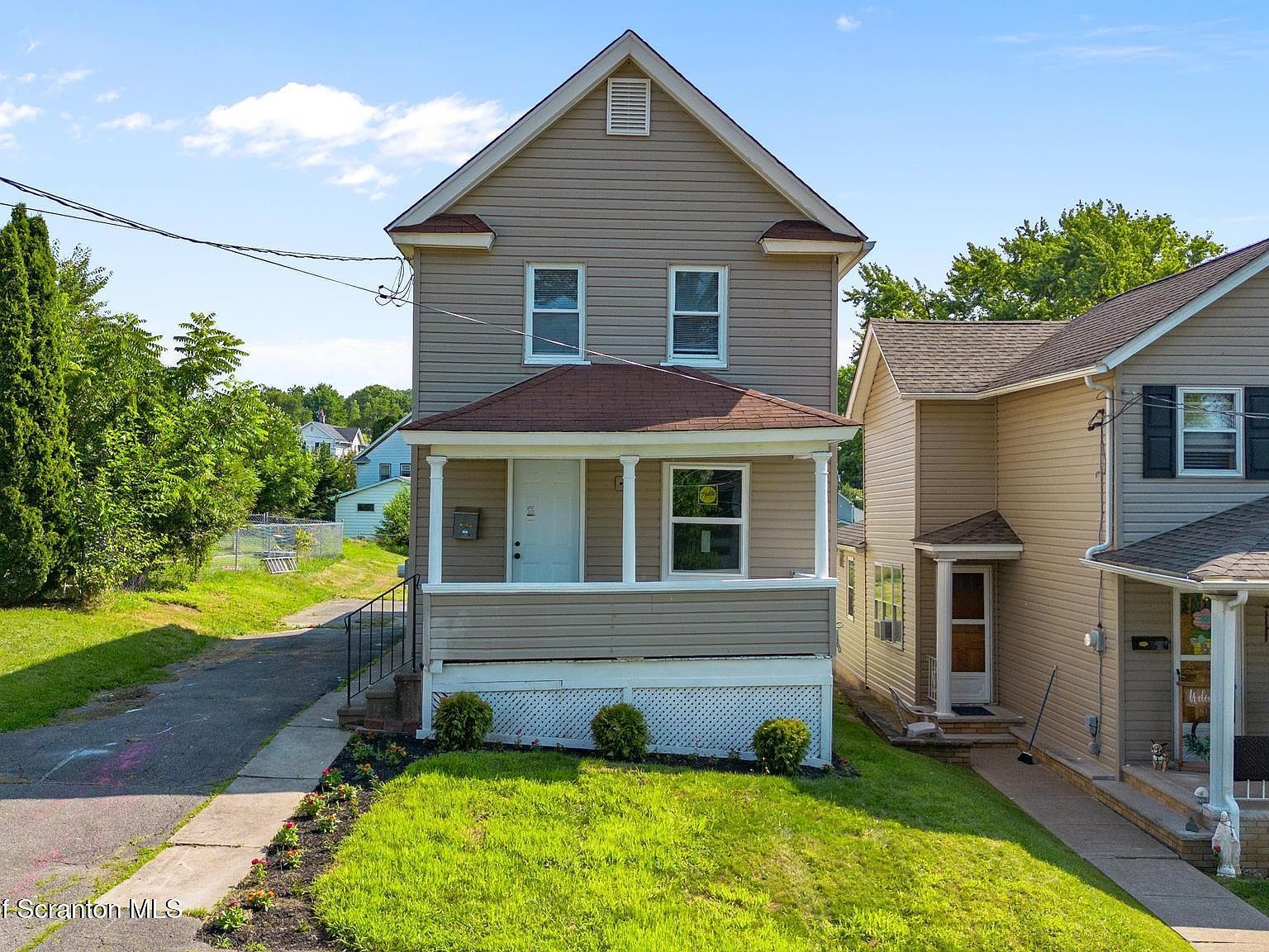 830 E Scott St Olyphant, PA 18447 - Thumbnail 3