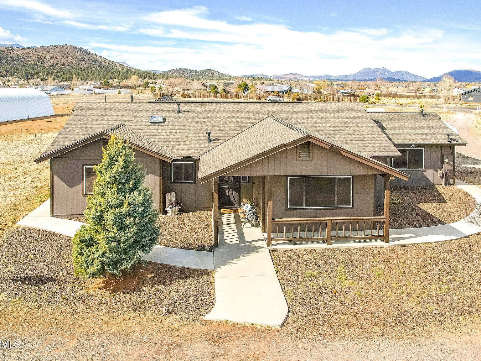 7725 Alma Rd Flagstaff, AZ 86004 - Thumbnail 3