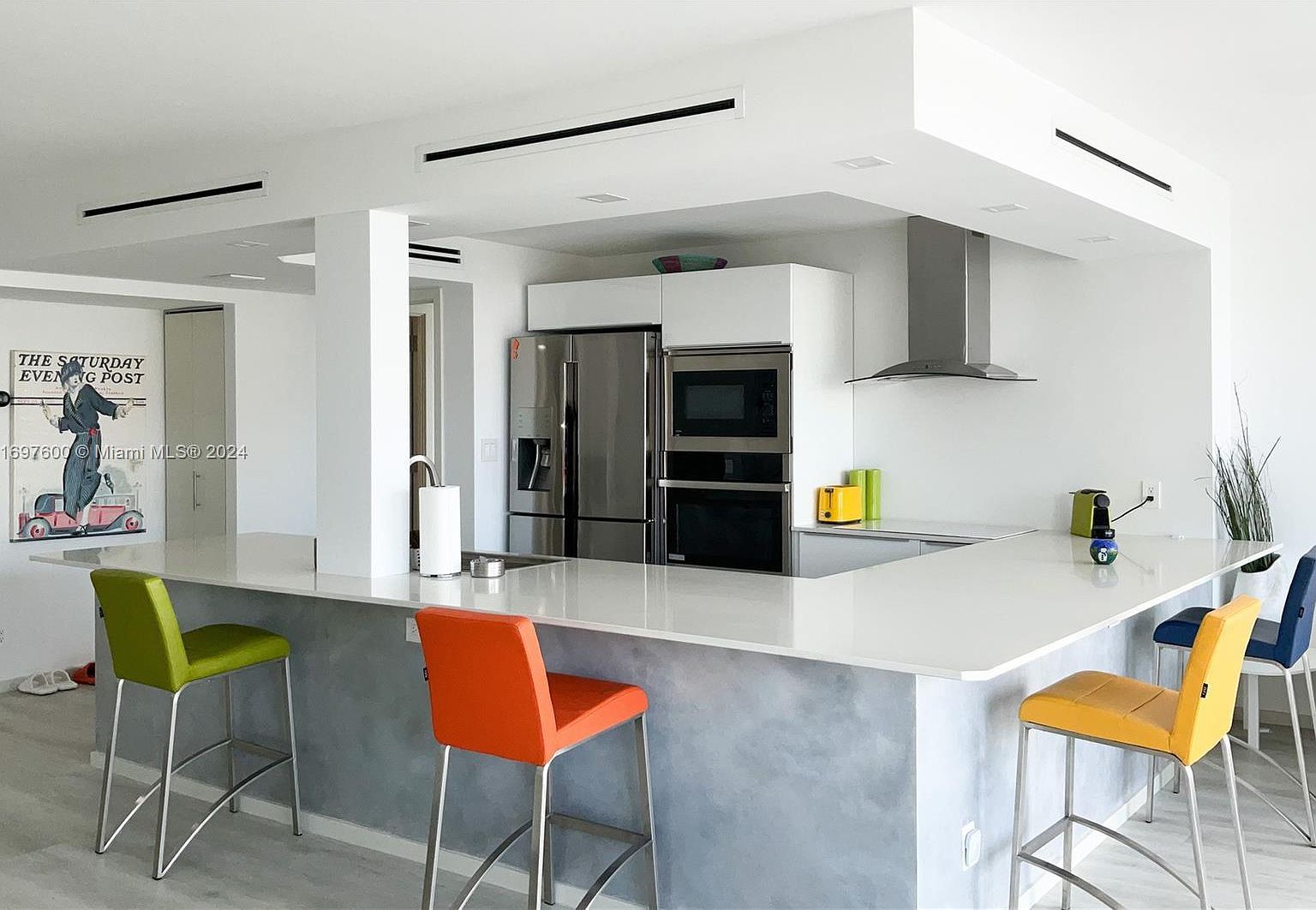 800 Parkview Dr APT 708 Hallandale, FL 33009 - Thumbnail 3