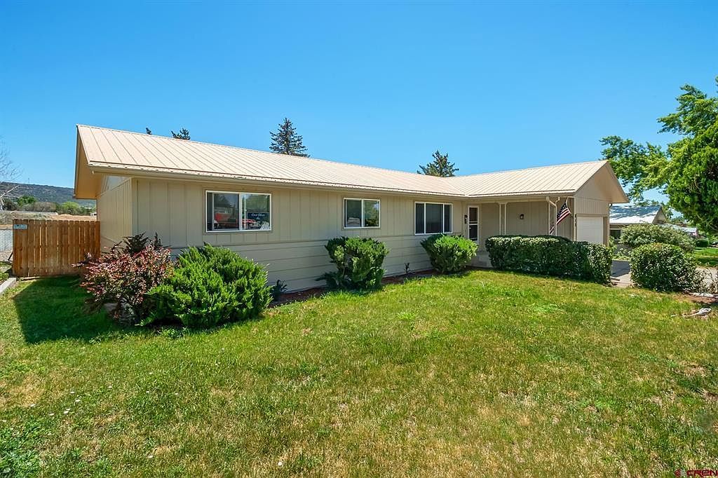 815 NE 2nd St Cedaredge, CO 81413 - Thumbnail 3