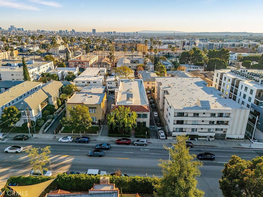 5424 Franklin Ave Los Angeles, CA 90027 - Thumbnail 3