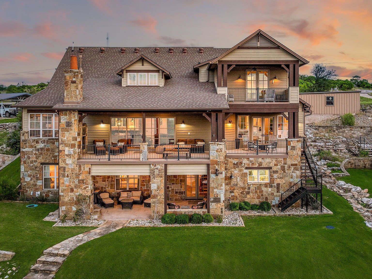 1007 Wax Wing Cv Graford, TX 76449 - Thumbnail 3