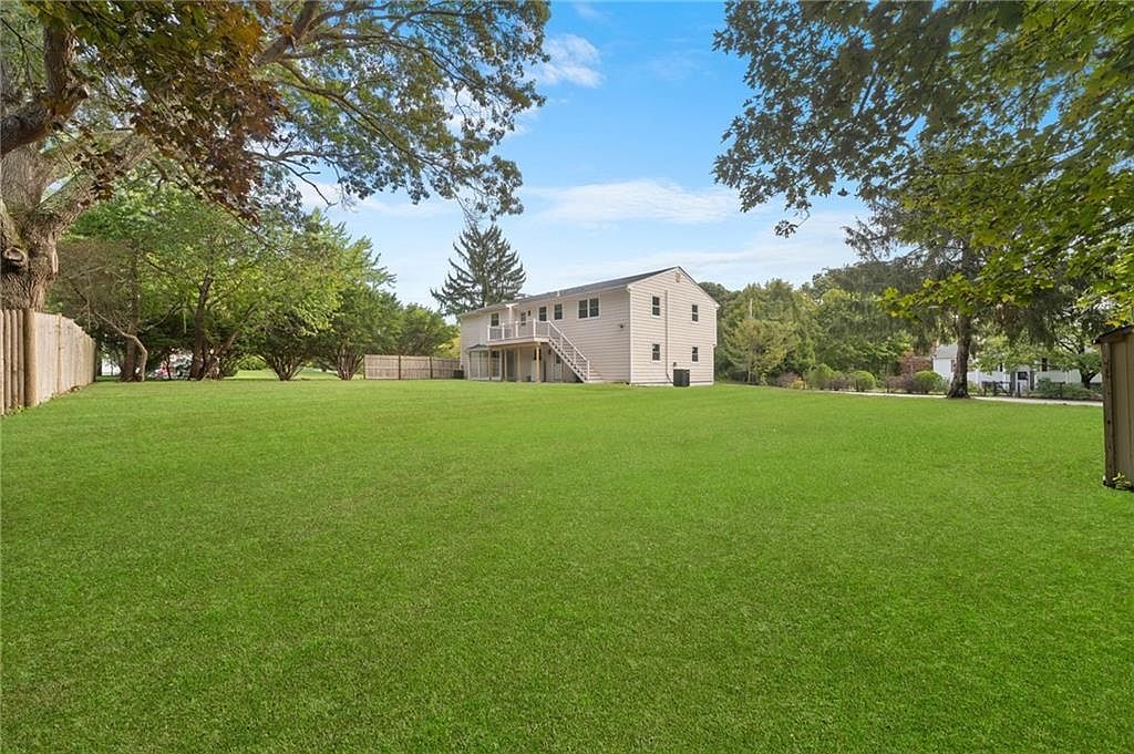 75 Walnut Rd North Kingstown, RI 02852 - Thumbnail 3