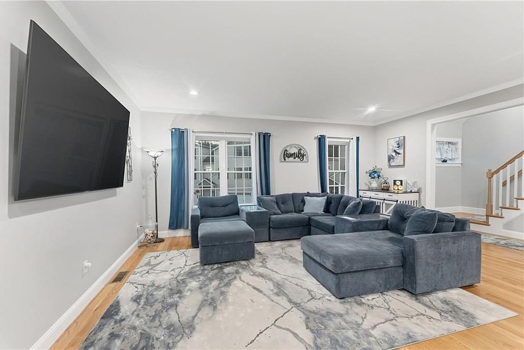 1504 Hunting Hill Dr #1504 Cumberland, RI 02864 - Thumbnail 3