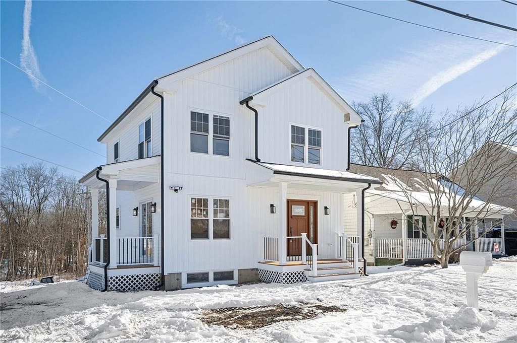 43 Massachusetts Ave Cumberland, RI 02864 - Thumbnail 3