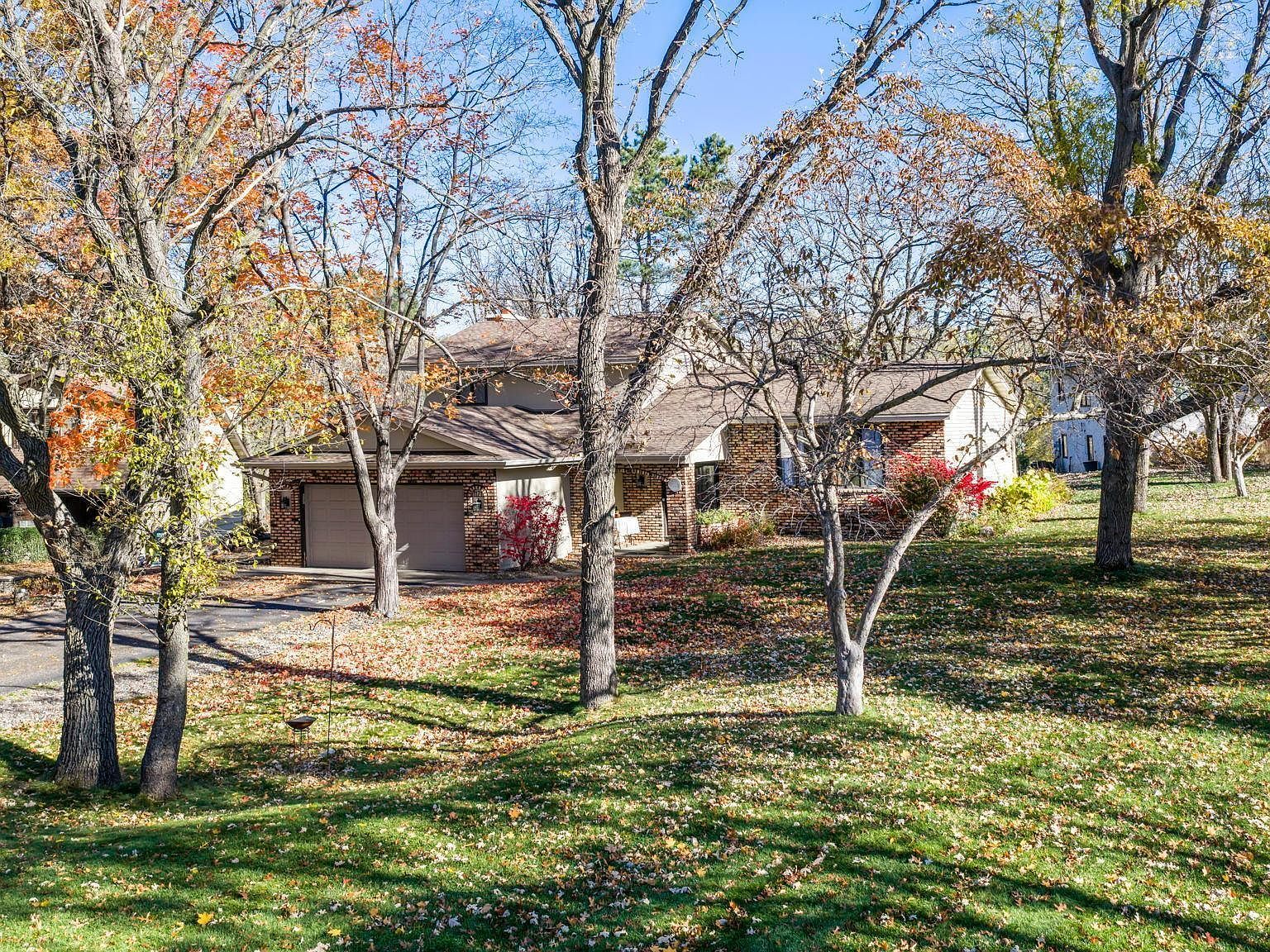 11711 Evergreen Cir NW Coon Rapids, MN 55448 - Thumbnail 3