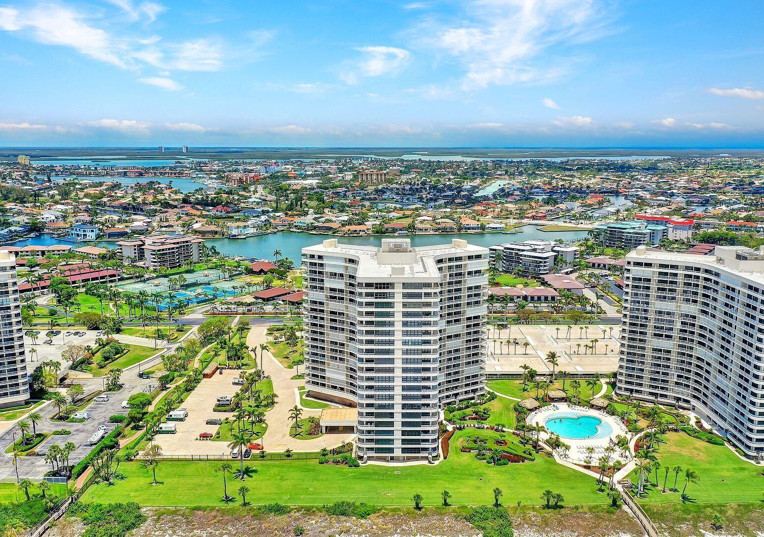 320 Seaview Ct APT 804 Marco Island, FL 34145 - Thumbnail 3