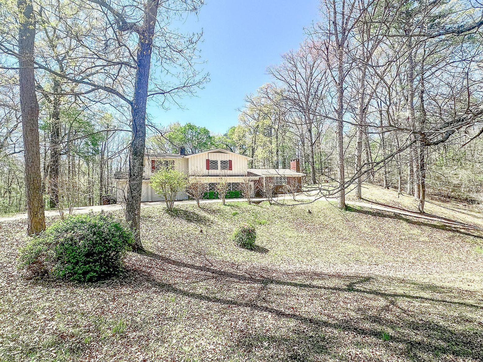 1435 Jolly Rd Columbus, MS 39705 - Thumbnail 3