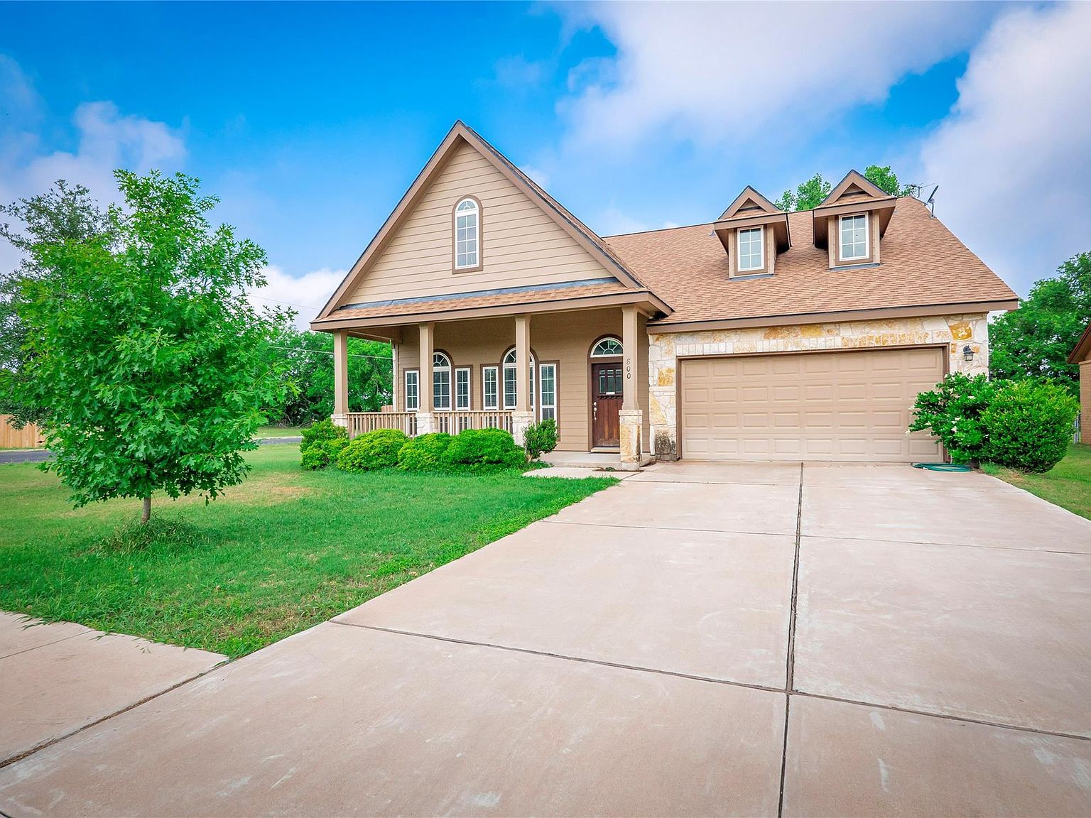 800 Savannah Cv Elgin, TX 78621 - Thumbnail 3