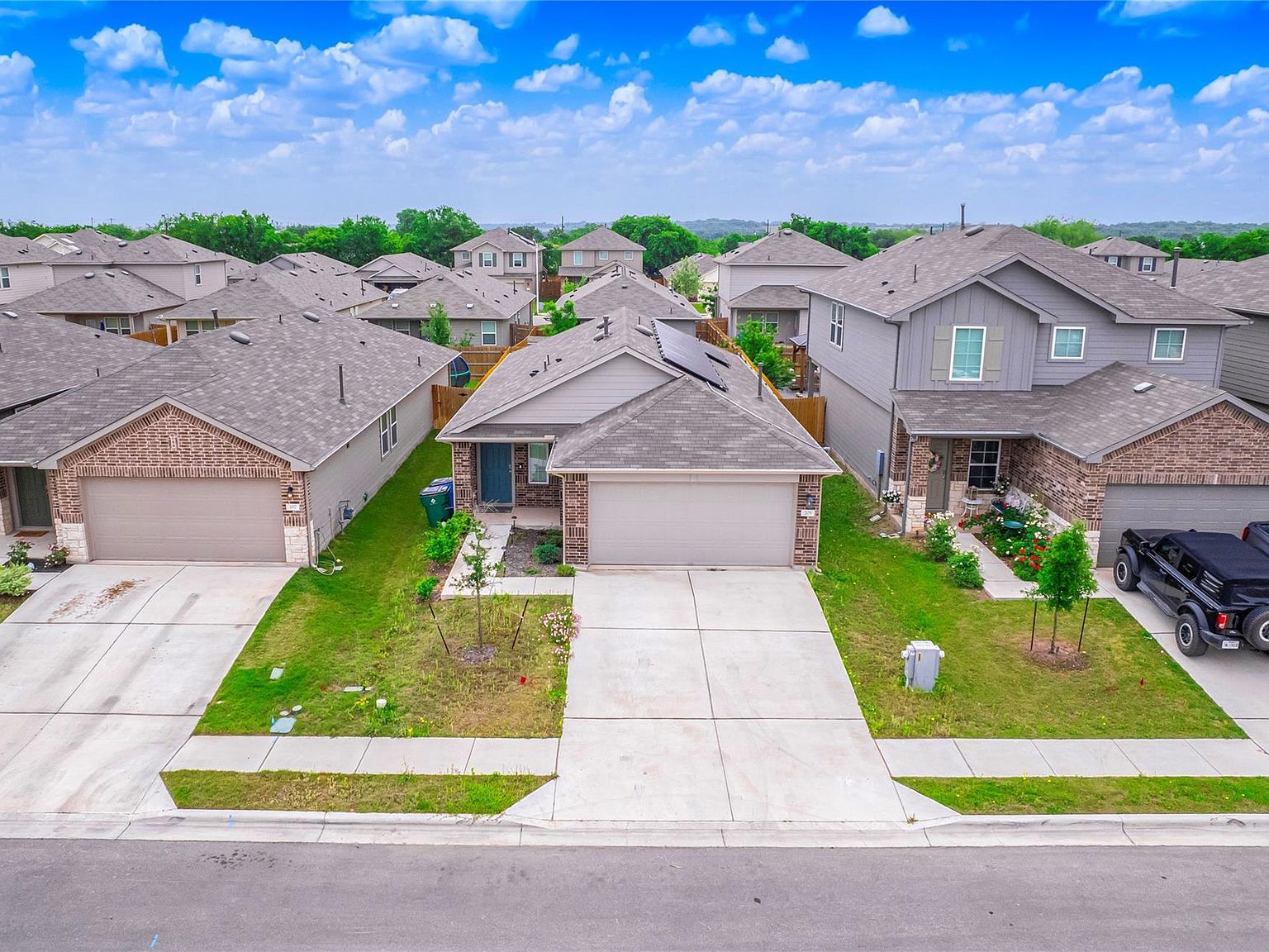 205 Granary Dr Uhland, TX 78640 - Thumbnail 3