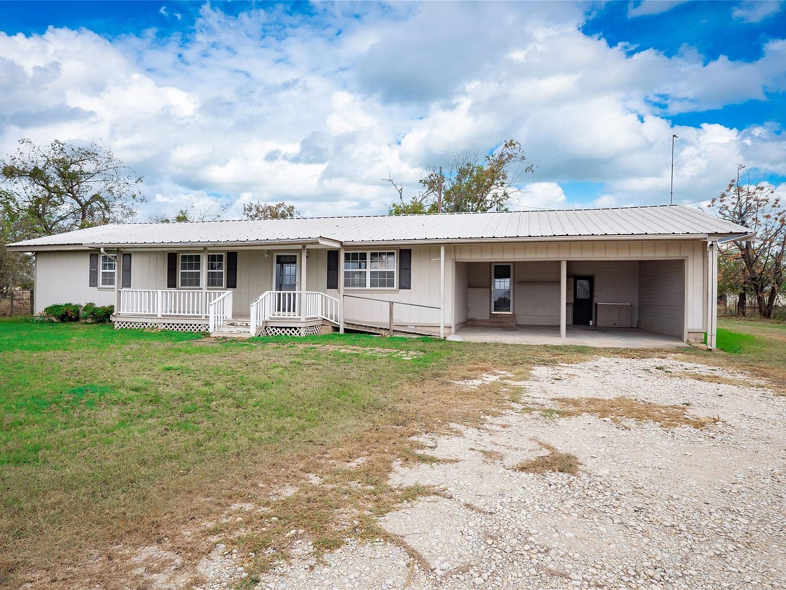 1350 County Road 414 Jonesboro, TX 76538 - Thumbnail 3