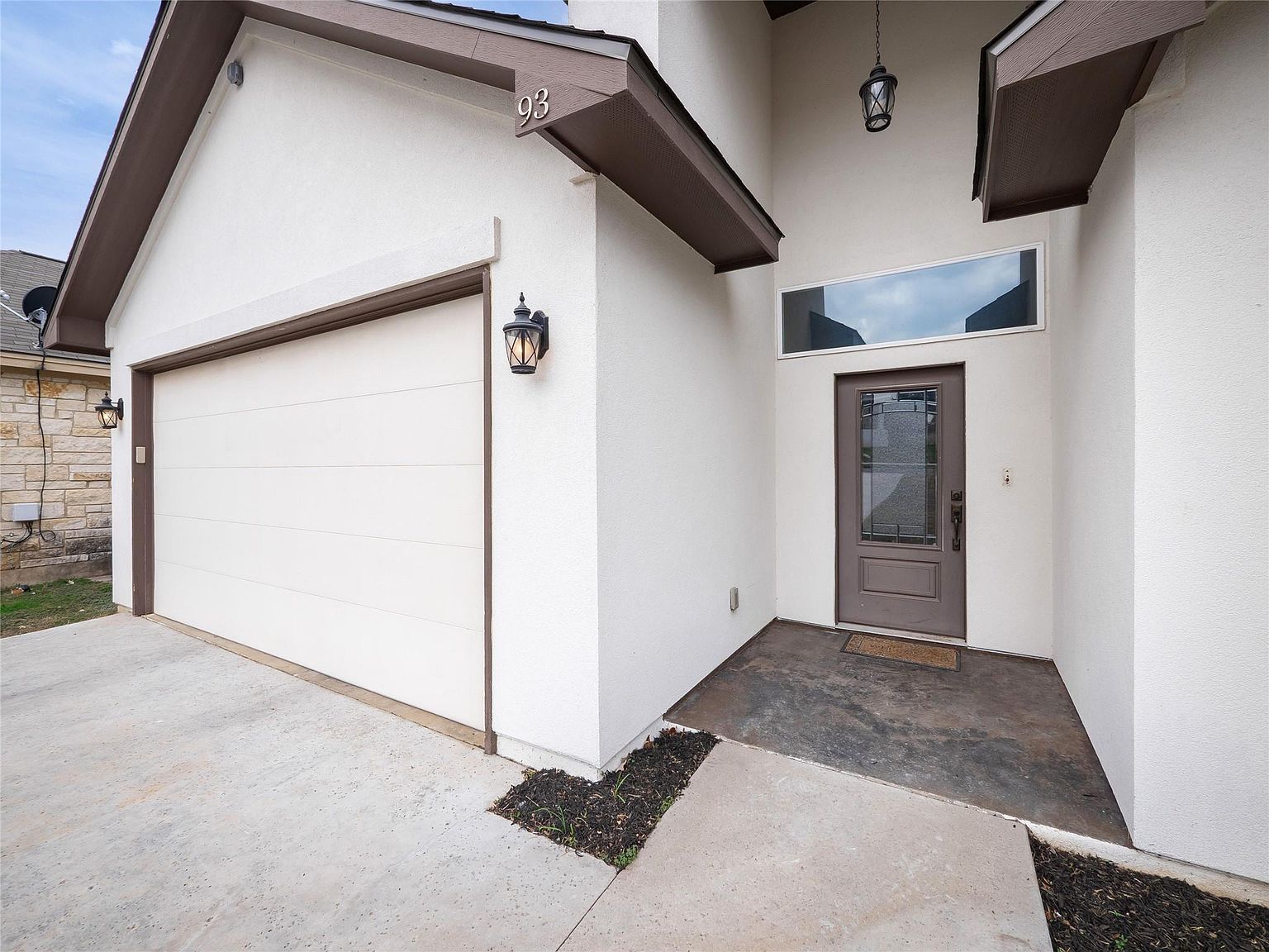 93 Primrose Ln Marble Falls, TX 78654 - Thumbnail 3