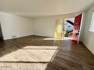 4102 E Calle Redonda UNIT 43 Phoenix, AZ 85018 - Thumbnail 3