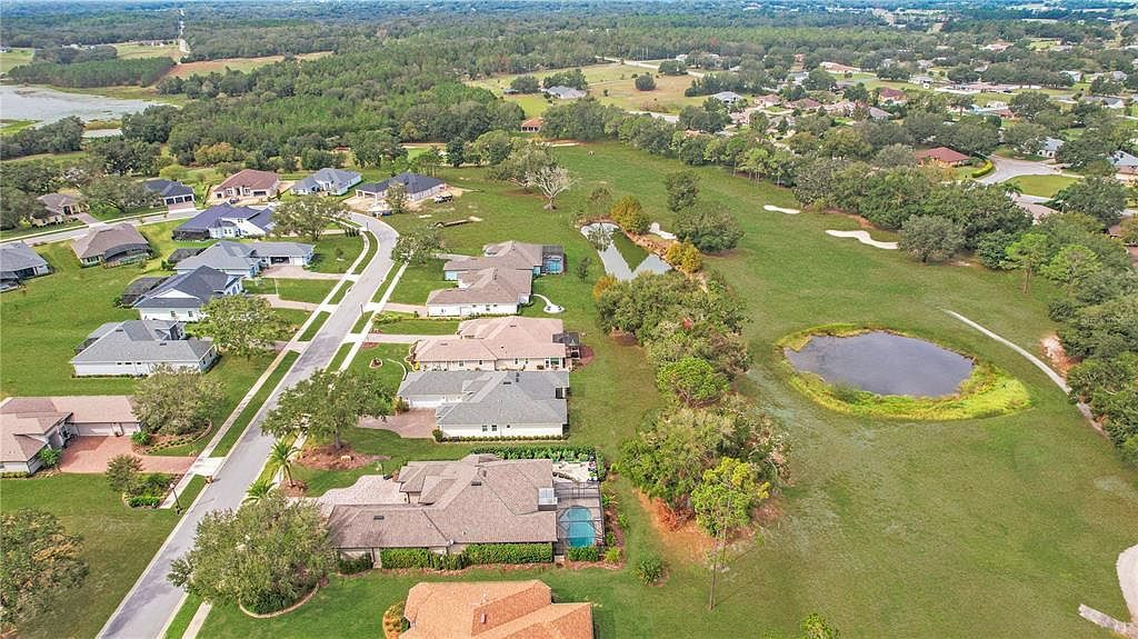 5084 Greens Dr Lady Lake, FL 32159 - Thumbnail 3