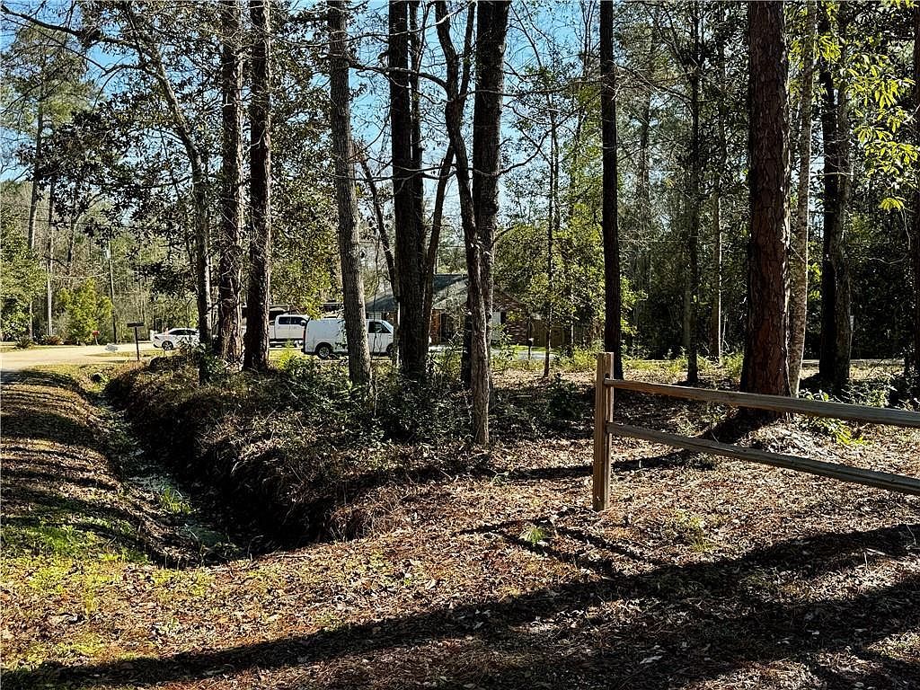 Amethyst Dr Lacombe, LA 70445 - Thumbnail 3