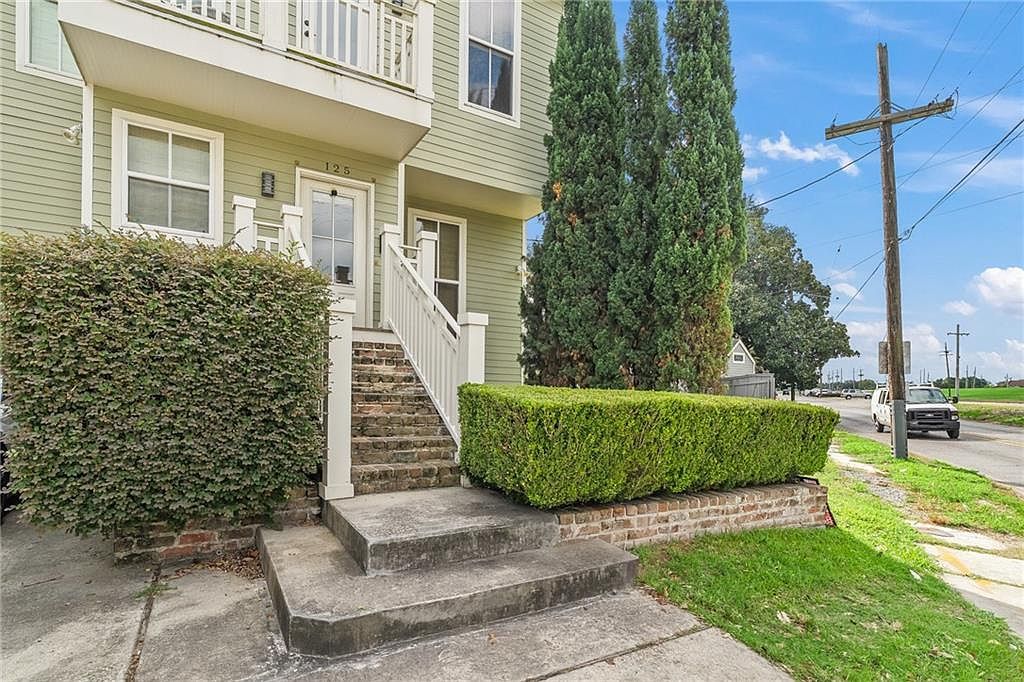 125 Broadway St New Orleans, LA 70118 - Thumbnail 3