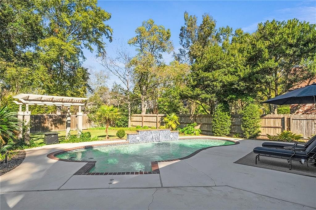 8095 Winners Cir Mandeville, LA 70448 - Thumbnail 3