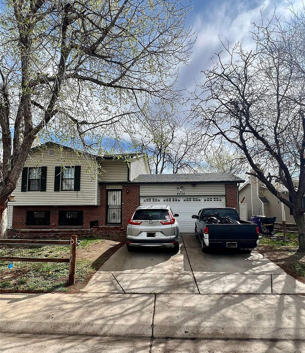 4546 Durham Ct Denver, CO 80239 - Thumbnail 3