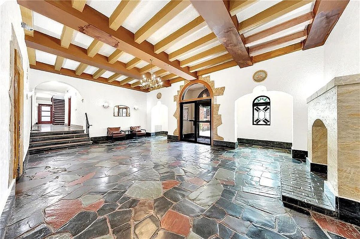 255 79th St APT B4 Brooklyn, NY 11209 - Thumbnail 3