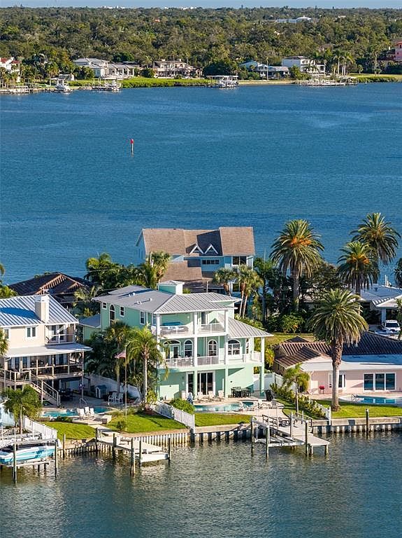 478 Harbor Dr S Indian Rocks Beach, FL 33785 - Thumbnail 3