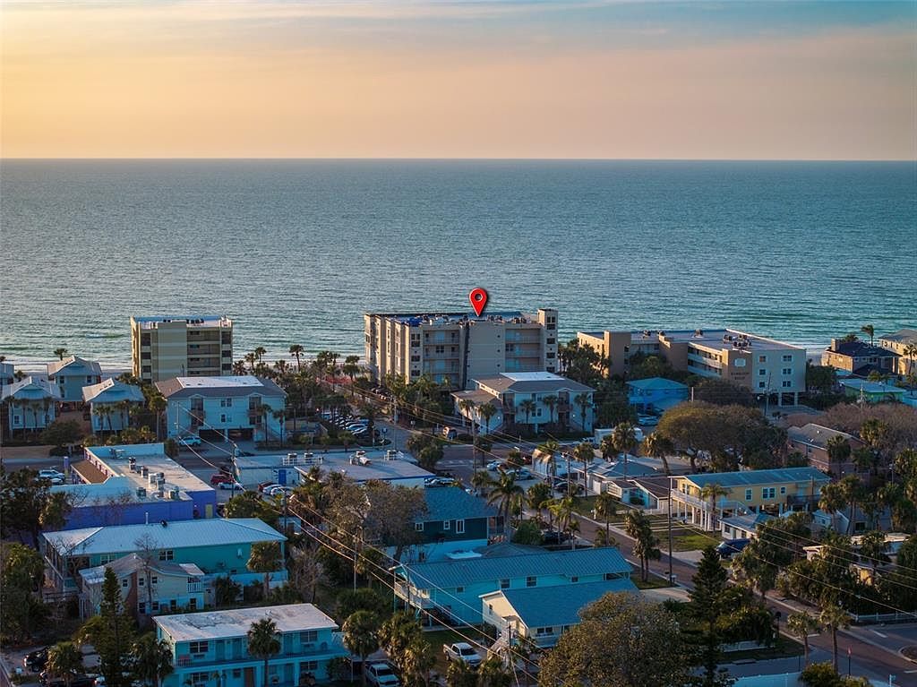 2 15th Ave Unit 304 Indian Rocks Beach, FL 33785 - Thumbnail 3