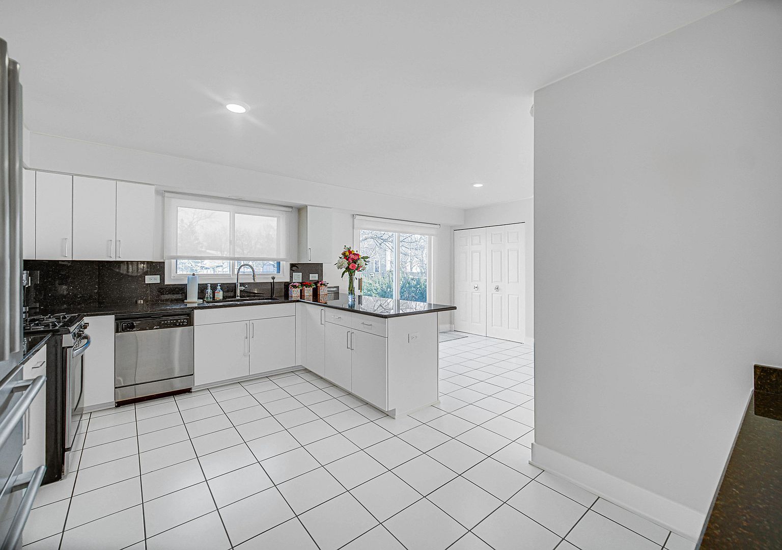 2873 Whispering Oaks Dr Buffalo Grove, IL 60089 - Thumbnail 3