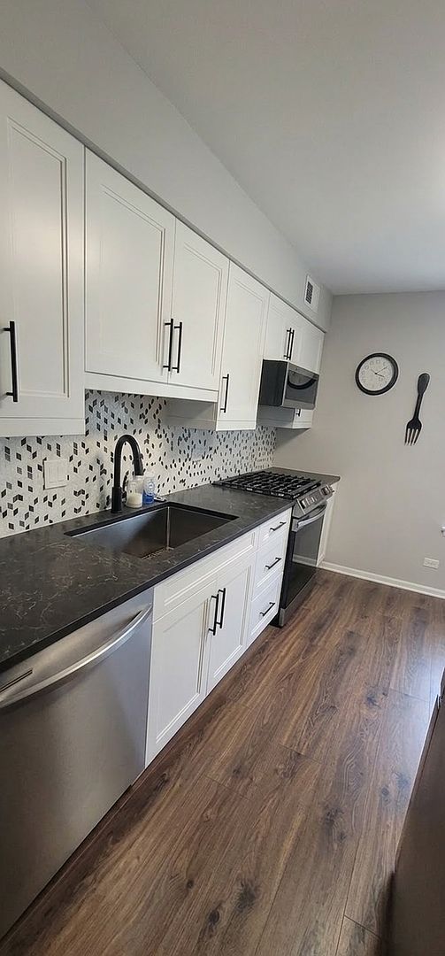 27 S Stonington Dr Palatine, IL 60074 - Thumbnail 3