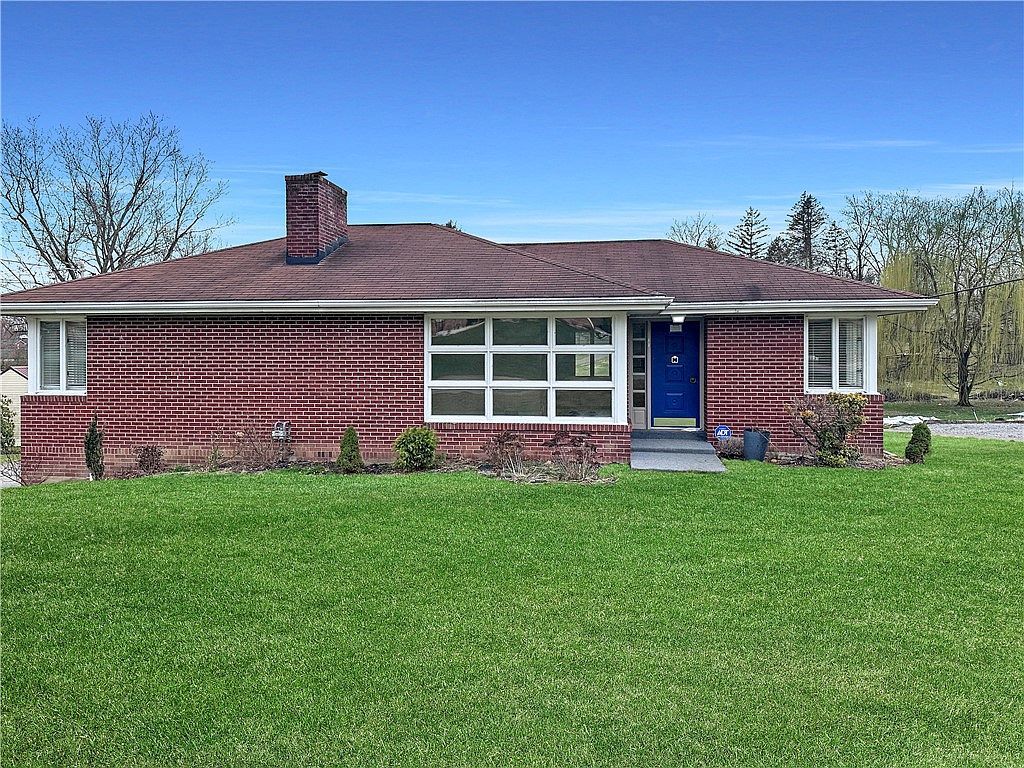 392 Center Grange Rd Monaca, PA 15061 - Thumbnail 3