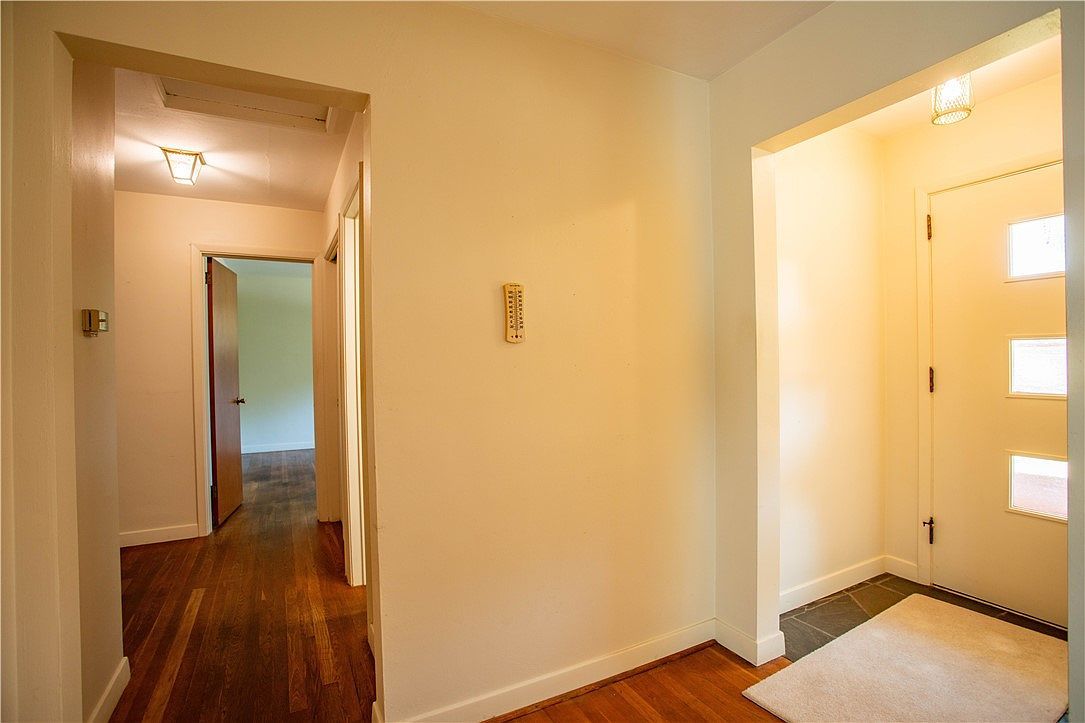 104 Appletree Dr Beaver, PA 15009 - Thumbnail 3