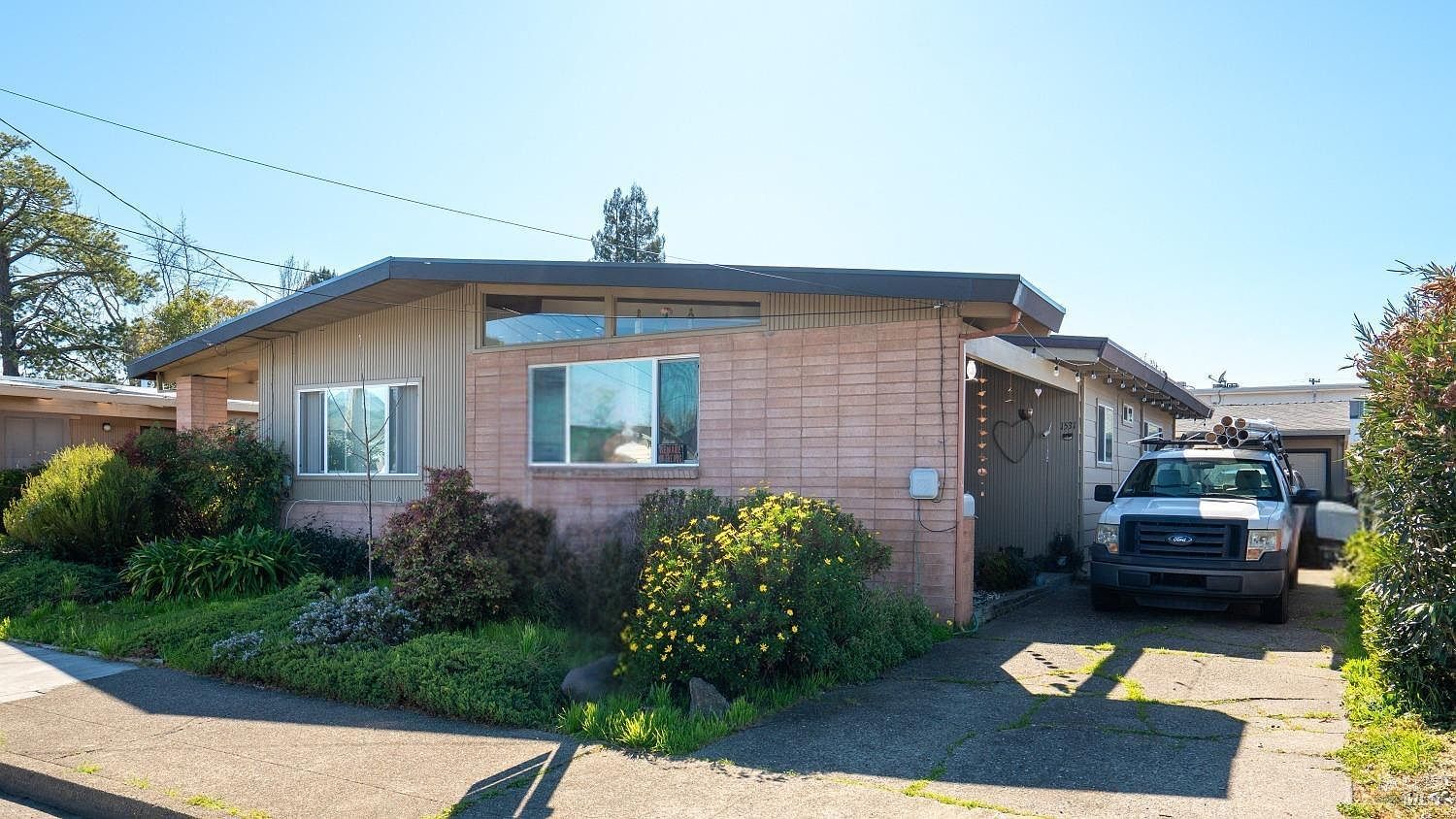 1531-1533 Camden Ct Santa Rosa, CA 95405 - Thumbnail 3