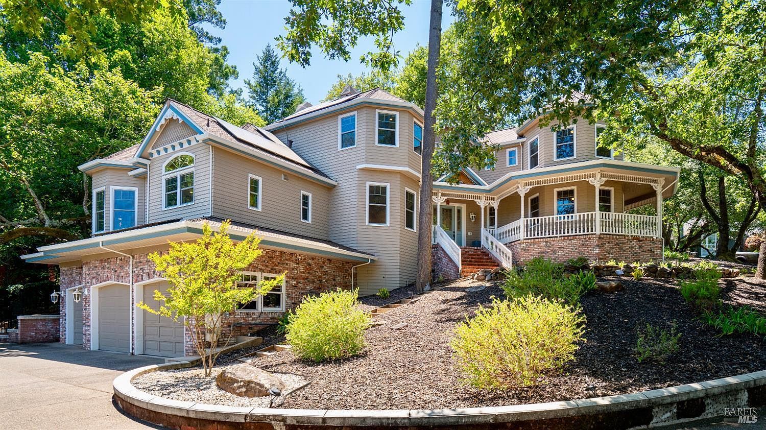 1362 Manzanita Ct Santa Rosa, CA 95404 - Thumbnail 3