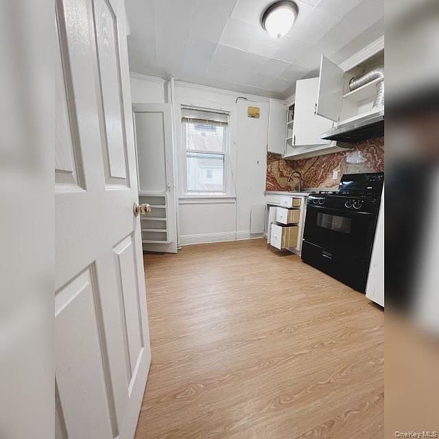 8041 159th St Jamaica, NY 11432 - Thumbnail 3