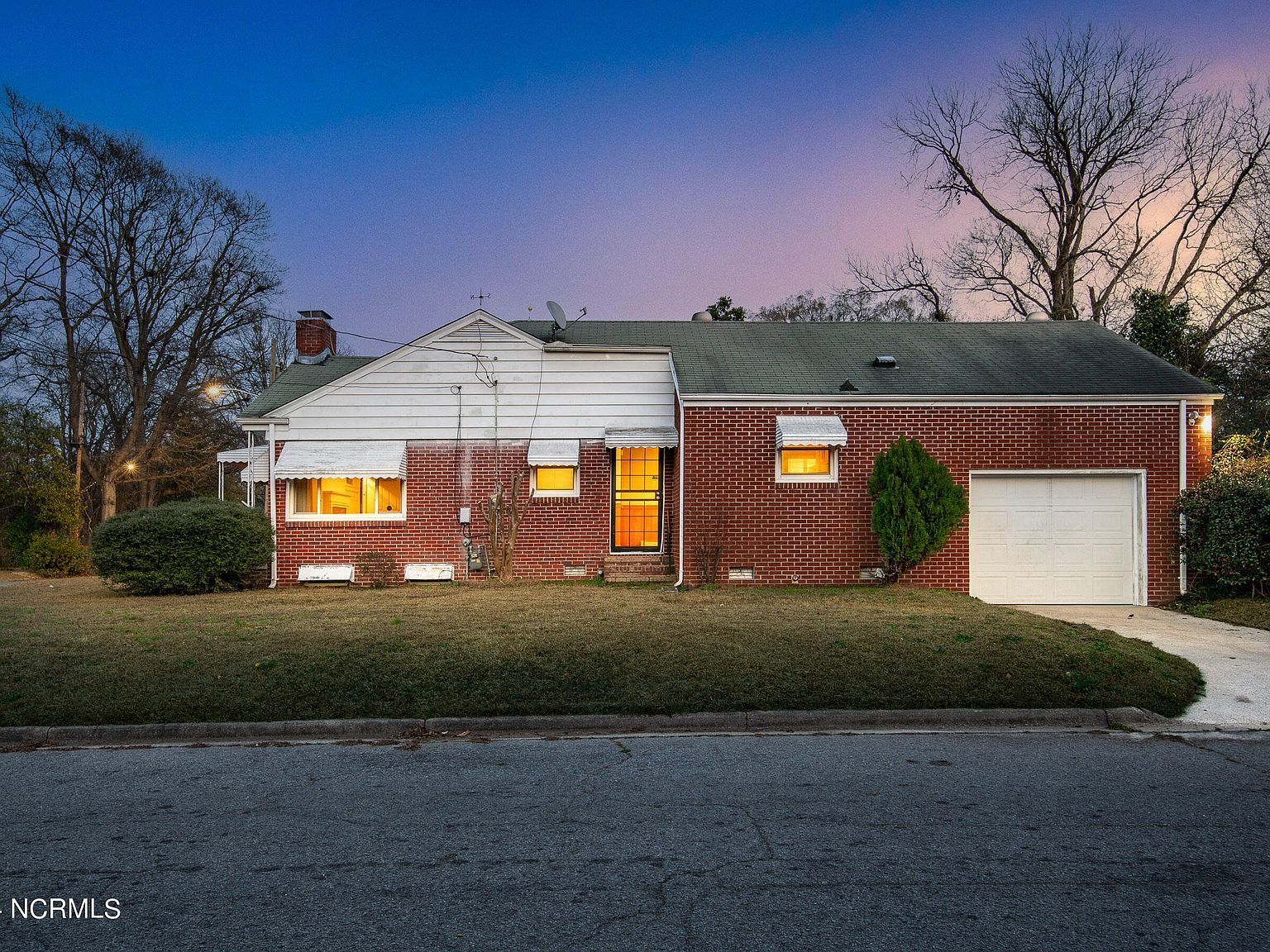 1407 W 4th St Greenville, NC 27834 - Thumbnail 3