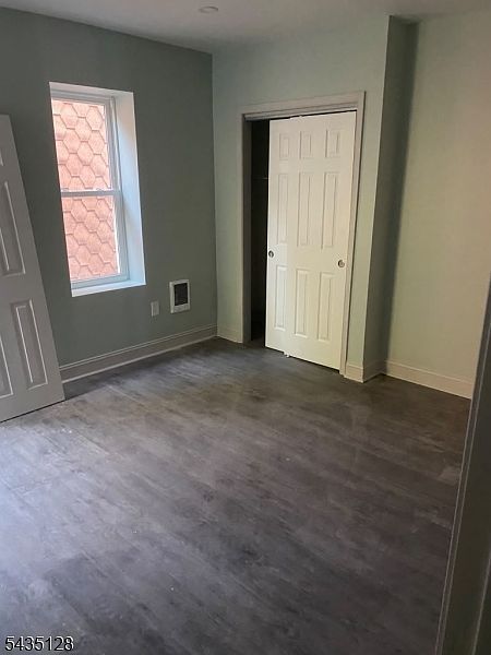 24 Sanford St Trenton, NJ 08618 - Thumbnail 3