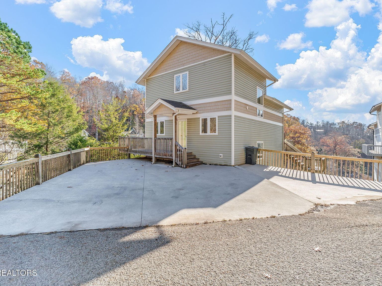 551 Deerwood Ln La Follette, TN 37766 - Thumbnail 3